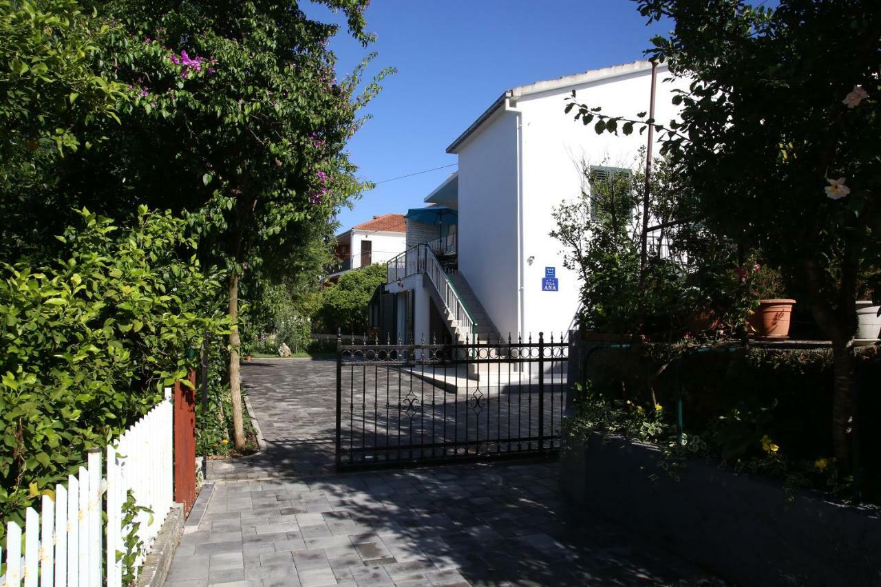 הוילה טרוגיר Luxury House With Pool מראה חיצוני תמונה