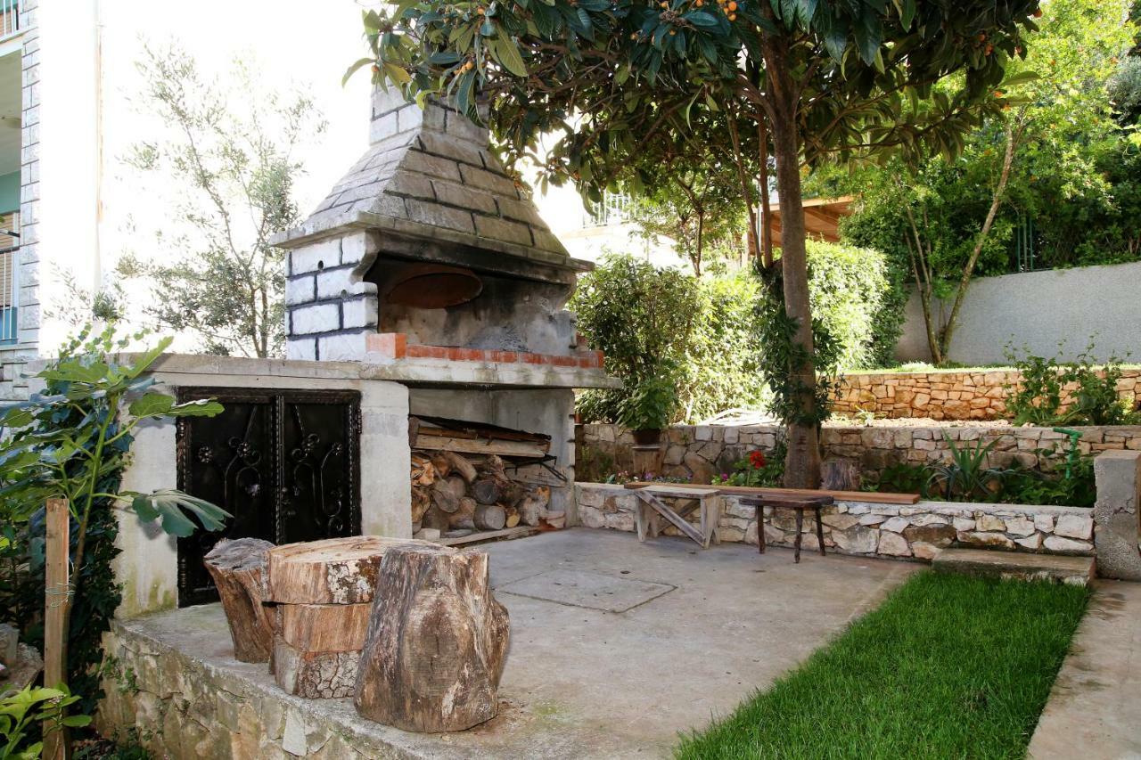הוילה טרוגיר Luxury House With Pool מראה חיצוני תמונה